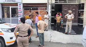 ਬਜ਼ੁਰਗ ਔਰਤ ਦੇ ਕੰਨਾਂ ਵਿੱਚੋਂ ਵਾਲ਼ੀਆਂ ਝਪਟ ਕੇ ਫ਼ਰਾਰ ਹੋਏ ਲੁਟੇਰੇ