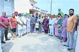 ਕੈਬਨਿਟ ਮੰਤਰੀ ਡਾ. ਰਵਜੋਤ ਸਿੰਘ ਨੇ ਪਿੰਡ ਬੂਰੇ ਰਾਜਪੂਤਾਂ ’ਚ ਕੀਤੀ ਲੋਕ ਮਿਲਣੀ