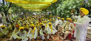ਭਾਰਤੀ ਕਿਸਾਨ ਯੂਨੀਅਨ ਏਕਤਾ ਉਗਰਾਹਾਂ ਵੱਲੋਂ ਡੀਸੀ ਦਫ਼ਤਰ ਮਾਨਸਾ ਅੱਗੇ ਪੱਕਾ ਮੋਰਚਾ