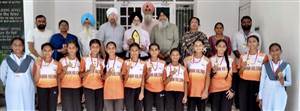 ਲੜਕੀਆਂ ਦੀ ਰੱਸਾਕਸ਼ੀ ਟੀਮ ਜ਼ਿਲ੍ਹਾ ਪੱਧਰੀ ਮੁਕਾਬਲੇ ’ਚ ਪਹਿਲੇ ਸਥਾਨ ’ਤੇ