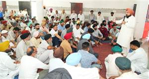 ਕਾਂਗਰਸ ਪਾਰਟੀ ਵੱਲੋਂ ਪਿੰਡਾਂ ਵਿਚ ਮੀਟਿੰਗਾਂ ਦਾ ਸਿਲਸਿਲਾ ਸ਼ੁਰੂ