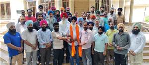 ਬਾਬਾ ਬੰਦਾ ਸਿੰਘ ਬਹਾਦਰ ਇੰਜੀਨੀਅਰਿੰਗ ਕਾਲਜ ਵਿਖੇ ਮੁਕਾਰੋਂਪੁਰ ਦਾ ਸਨਮਾਨ