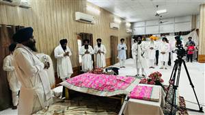 ਬੰਦੀ ਸਿੰਘਾਂ ਦੀ ਰਿਹਾਈ ਲਈ ਰਖਵਾਏ ਸ੍ਰੀ ਅਖੰਡ ਪਾਠ ਦੇ ਭੋਗ ਪਾਏ