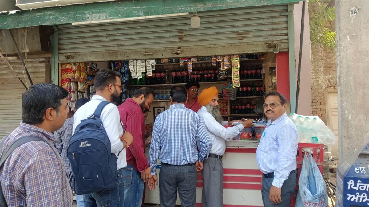 ਤੰਬਾਕੂ ਕੰਟਰੋਲ ਐਕਟ ਦੀ ਉਲੰਘਣਾ ਕਰਨ ਵਾਲਿਆਂ ਦੇ ਕੱਟੇ ਚਾਲਾਨ : ਸਿਵਲ ਸਰਜਨ