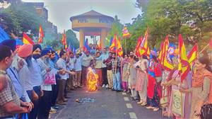 ਅਧਿਆਪਕ ਜਥੇਬੰਦੀਆਂ ਨੇ ਪੰਜਾਬ ਸਰਕਾਰ ਦੀ ਅਰਥੀ ਫੂਕੀ