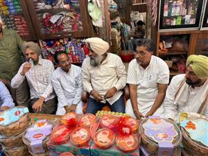 ਵਪਾਰੀ ਵਰਗ ਪੰਜਾਬ ਦੀ ਆਰਥਿਕਤਾ ਦੀ ਰੀੜ੍ਹ ਦੀ ਹੱਡੀ : ਪਰਗਟ ਸਿੰਘ
