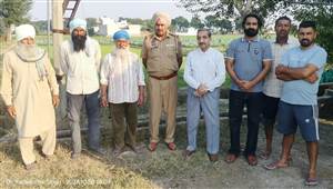 ਪਰਾਲੀ ਨੂੰ ਅੱਗ ਲਗਾਉਣ ਦੀ ਬਜਾਏ ਗੰਢਾਂ ਬਣਾਓ, ਖੇਤਾਂ ’ਚ ਸਬਜ਼ੀਆਂ ਉਗਾਓ : ਐੱਸਡੀਐੱਮ ਸੰਜੀਵ ਸ਼ਰਮਾ