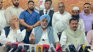 4 ਨਵੰਬਰ ਨੂੰ ਮਹਾਂ ਇਨਸਾਫ਼ ਰੈਲੀ ਵਿਰੋਧੀ ਧਿਰਾਂ ਦੀਆਂ ਸਿਆਸੀ ਚੂਲਾ ਹਿਲ੍ਹਾ ਦੇਵੇਗੀ : ਰਣਦੀਪ ਨਾਭਾ
