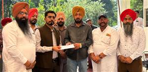 ਵਿਧਾਇਕ ਚੱਢਾ ਵੱਲੋਂ ਬਲਾਕ ਦੀਆਂ ਪੰਚਾਇਤਾਂ ਨੂੰ ਵੱਖ-ਵੱਖ ਵਿਕਾਸ ਕਾਰਜਾਂ ਲਈ ਚੈੱਕ ਭੇਟ