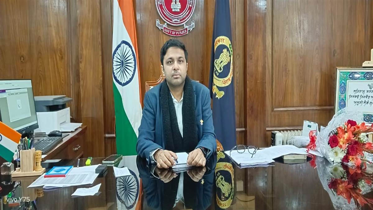 ਜ਼ਿਲ੍ਹਾ ਪ੍ਰੀਸ਼ਦ ਤੇ ਪੰਚਾਇਤ ਸੰਮਤੀ ਚੋਣਾਂ ਲਈ 4 ਦਸੰਬਰ ਤੱਕ ਭਰੇ ਜਾਣਗੇ ਨਾਮਜ਼ਦਗੀ ਪੱਤਰ