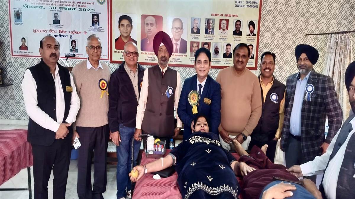 ਮਾਹਿਰਾਂ ਨੇ 50 ਯੂਨਿਟ ਖੂਨ ਕੀਤਾ ਇਕੱਤਰ