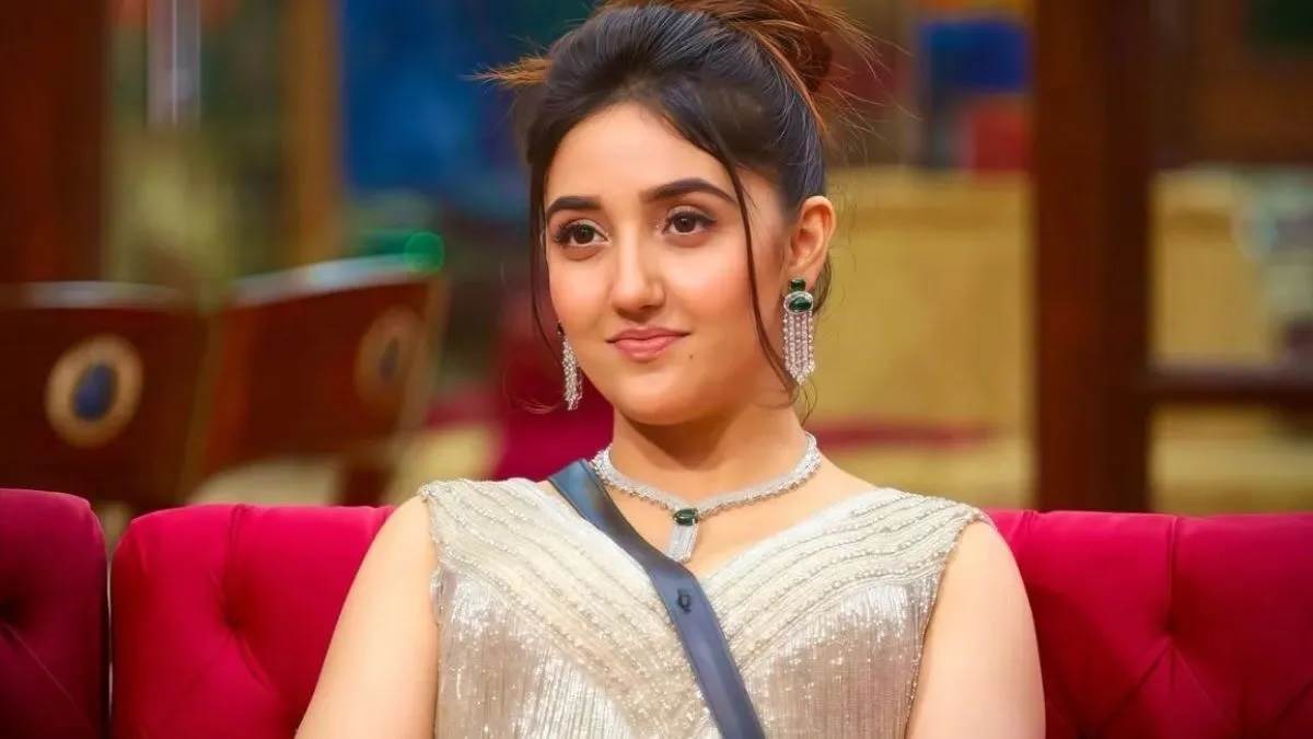 Bigg Boss 19 ਤੋਂ ਬਾਹਰ ਆਉਂਦਿਆਂ ਹੀ Ashnoor Kaur ਨੇ ਸ਼ੋਅ 'ਤੇ ਕੱਸਿਆ ਤੰਜ? ਅੱਧੀ ਰਾਤ ਨੂੰ ਬਿਆਨ ਕੀਤਾ ਦਿਲ ਦਾ ਦਰਦ