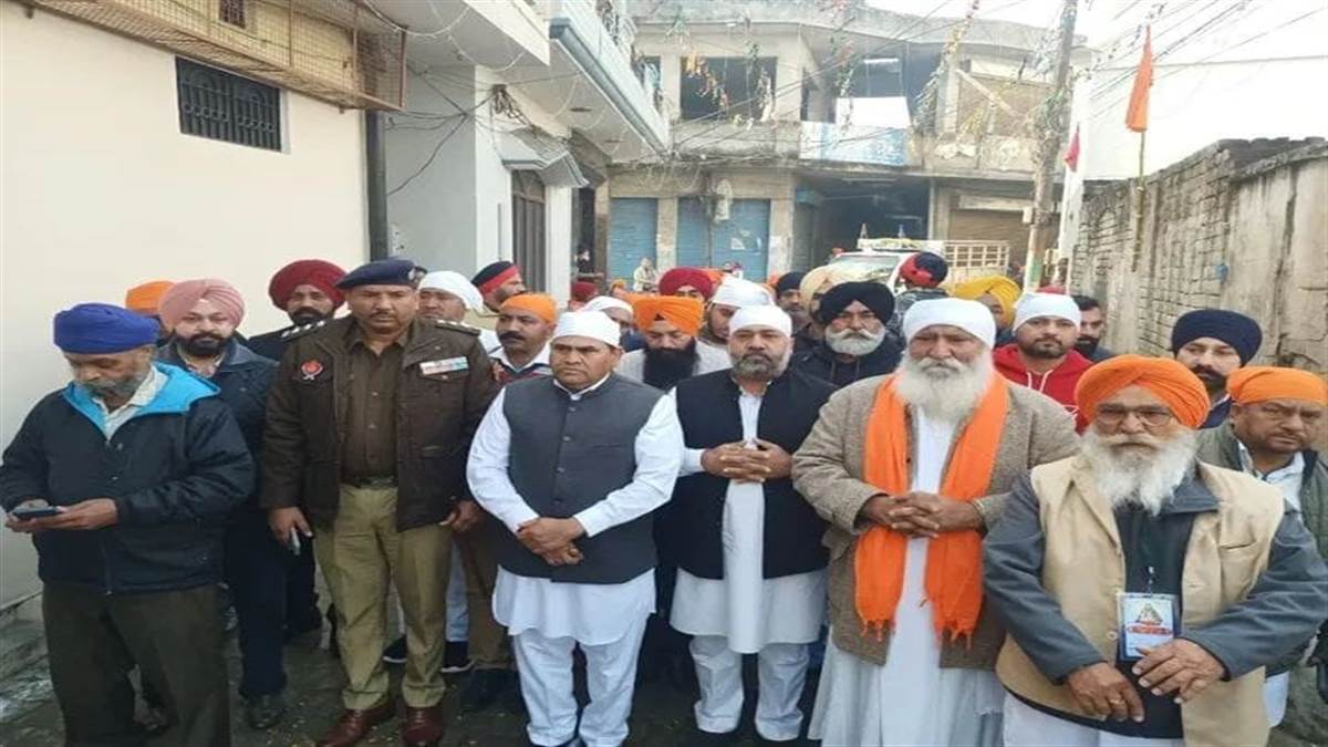 ਫਿਲੌਰ ’ਚ ਵਿਸ਼ਾਲ ਸ਼ੋਭਾ ਯਾਤਰਾ ਸਜਾਈ