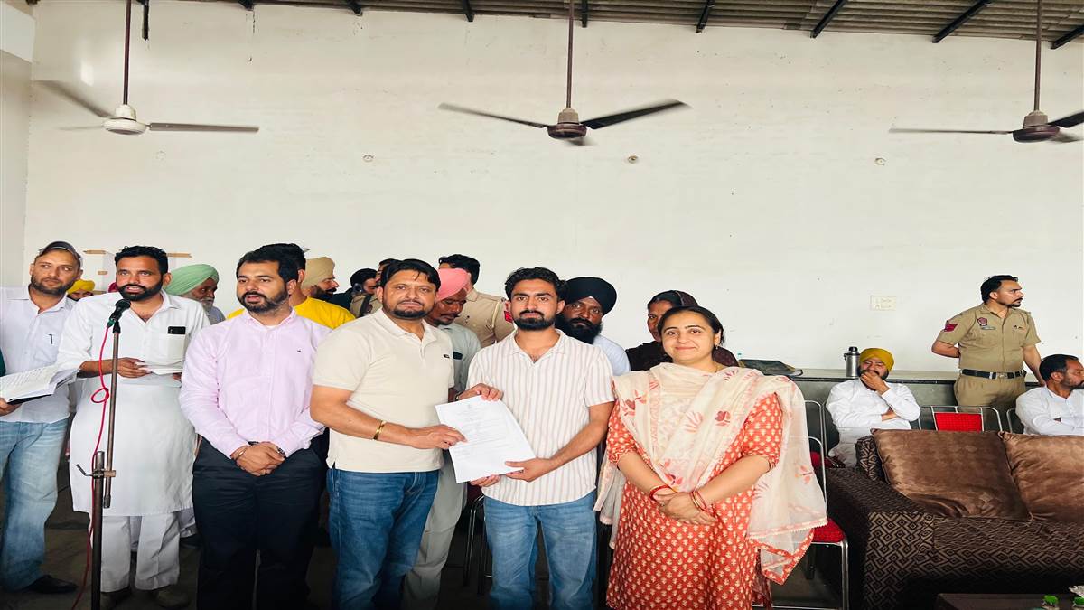 ਪਿੰਡ ਬੁਰਜ ਗਿੱਲ ’ਚ 244 ਪਰਿਵਾਰ ਬਣੇ ਕਾਨੂੰਨੀ ਮਾਲਕ