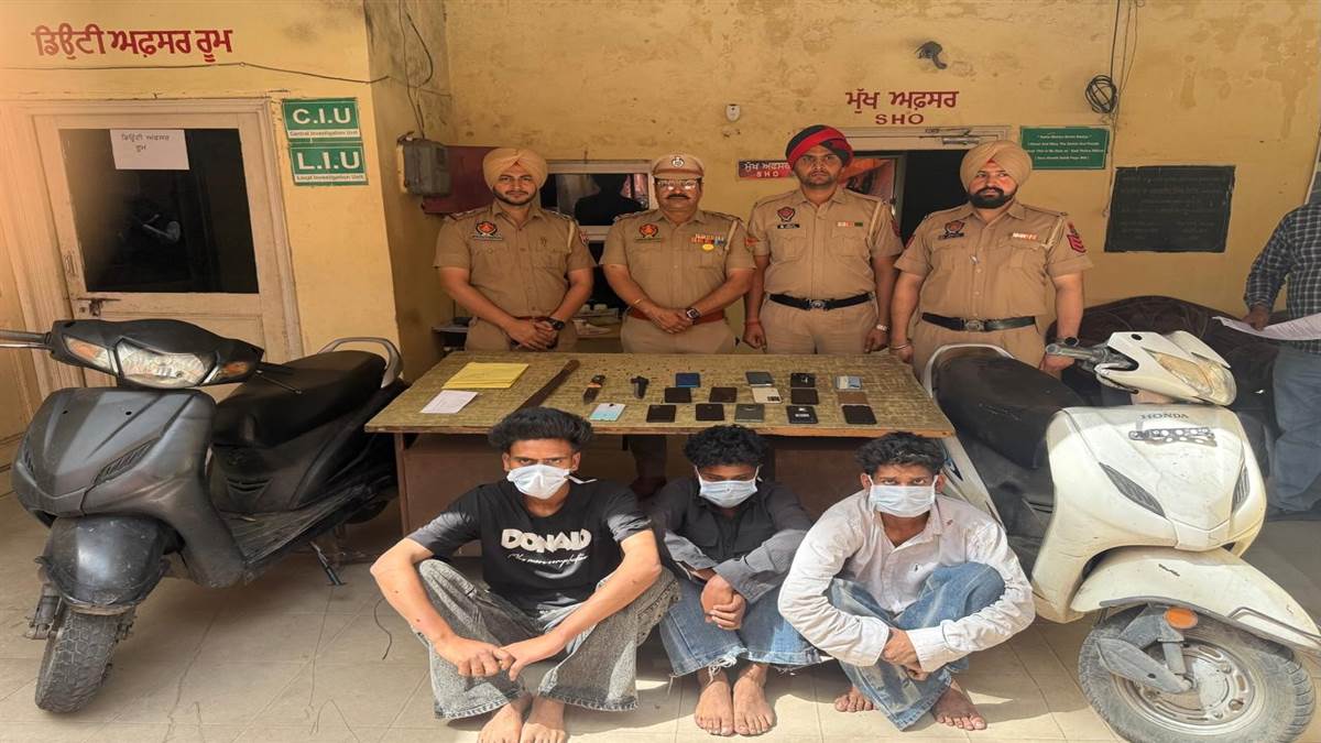 ਲੁੱਟਾਂ-ਖੋਹਾਂ ਕਰਨ ਵਾਲੇ ਗਿਰੋਹ ਦੇ ਚਾਰ ਮੈਂਬਰ ਕਾਬੂ, ਪੰਜਵੇਂ ਦੀ ਭਾਲ ਜਾਰੀ