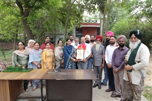 ਜੇਈ ਹਤਿੰਦਰ ਸ਼ਰਮਾ ਹੋਏ ਸੇਵਾ ਦਿੱਤੀ ਵਿਦਾਇਗੀ ਪਾਰਟੀ