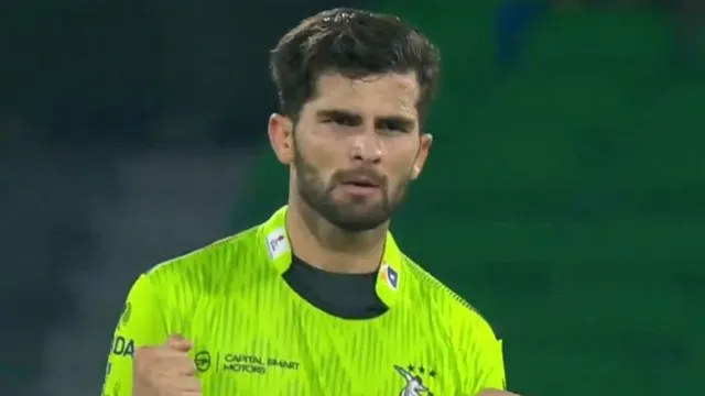 PSL ਦੇ ਨਿਯਮ ਤੋੜਨੇ ਪਏ ਭਾਰੀ, ਸ਼ਾਹੀਨ ਅਫਰੀਦੀ 'ਤੇ PCB ਨੇ ਲਾਇਆ 10 ਲੱਖ ਦਾ ਜੁਰਮਾਨਾ