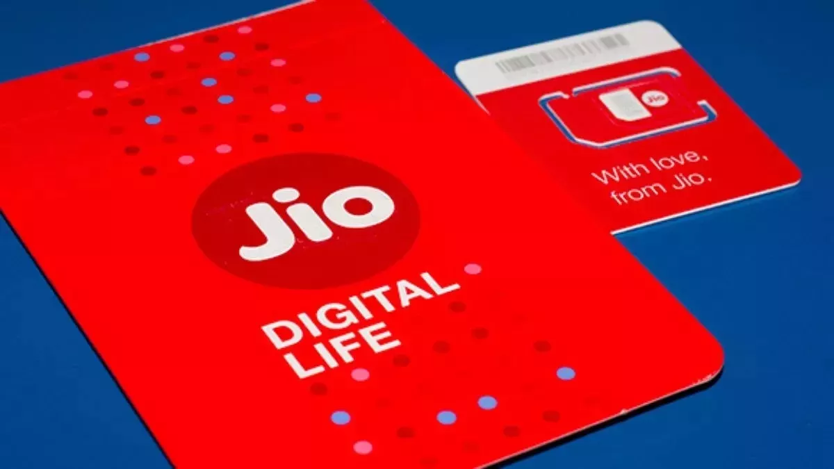 technology tech news jio 399 rupees postpaid plan benefits free 30 days trial know more