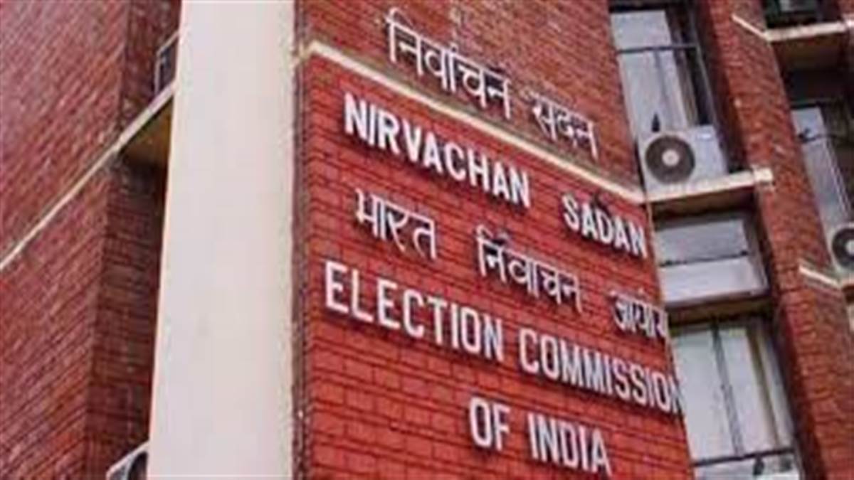 Lok Sabha Elections 2024: ਪੋਲਿੰਗ ਸਟੇਸ਼ਨਾਂ ’ਤੇ ਵੋਟਰਾਂ ਲਈ ਲੱਗਣਗੇ ਕੂਲਰ, ਹਰੇਕ ਪੋਲਿੰਗ ਸਟੇਸ਼ਨ ’ਤੇ ਵ੍ਹੀਲਚੇਅਰ ਦਾ ਵੀ ਹੋਵੇਗਾ ਇੰਤਜ਼ਾਮ