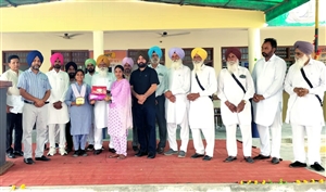 ਸ਼ਹੀਦ ਭਾਈ ਫ਼ਤਿਹ ਸਿੰਘ ਵੈੱਲਫੇਅਰ ਸੁਸਇਟੀ ਵੱਲੋਂ ਬੱਚੇ ਸਨਮਾਨਿਤ