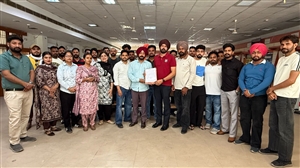 ਸੇਵਾ ਕੇਂਦਰ ਮੁਲਾਜ਼ਮਾਂ ਵੱਲੋਂ ਆਰਪਾਰ ਦੇ ਸੰਘਰਸ਼ ਦਾ ਬਿਗਲ