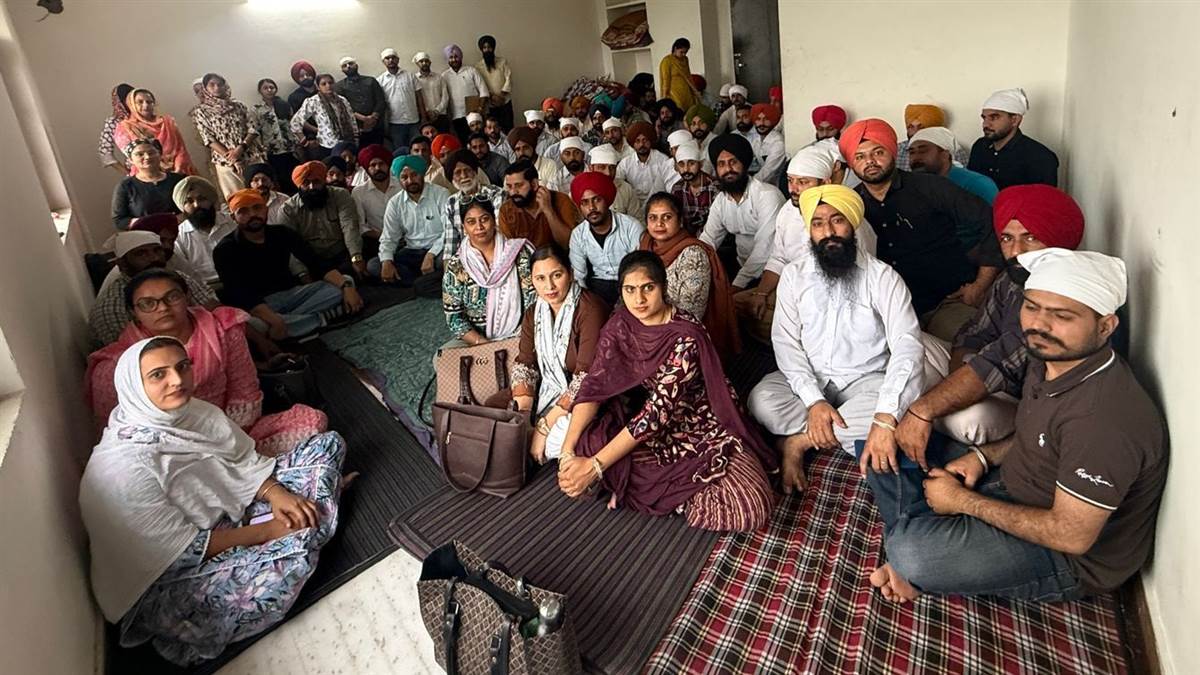 ਸੇਵਾ ਕੇਂਦਰ ਮੁਲਾਜ਼ਮਾਂ ਦੀ ਹੜਤਾਲ ਛੇਵੇਂ ਦਿਨ ਵੀ ਜਾਰੀ, ਅੱਜ ਕੱਢਿਆ ਜਾਵੇਗਾ ਪੈਦਲ ਮਾਰਚ