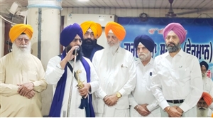 ਸੋਧੇ ਬੇਅਦਬੀ ਐਕਟ ਨੂੰ ਜੱਥੇਦਾਰ ਗੜਗੱਜ ਨੇ ਸਿੱਖਾਂ ਲਈ ਦਿੱਤਾ ਖ਼ਤਰਾ ਕਰਾਰ, ਪੰਥਕ ਇਕੱਤਰਤਾ 'ਚ ਕਾਨੂੰਨ ਦੀਆਂ ਧਾਰਾਵਾਂ ’ਤੇ ਚੁੱਕੇ ਸਵਾਲ