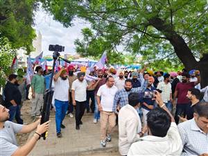 ਵੈਟਰਨਰੀ ਇੰਸਪੈਕਟਰਾਂ ਵੱਲੋਂ ਸੀਐਮ ਮਾਨ ਦੀ ਕੋਠੀ ਵੱਲ ਕੂਚ, ਮੰਗਾਂ ਨੂੰ ਲੈ ਕੇ ਸਰਕਾਰ ਦਾ ਕੀਤਾ ਪਿੱਟ ਸਿਆਪਾ
