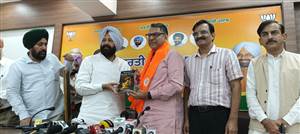 2027 ਲਈ ਭਾਜਪਾ ਦਾ ਵੱਡਾ ਦਾਅ! ਪੰਜਾਬ ਦੀਆਂ 117 ਸੀਟਾਂ ’ਤੇ ਇਕੱਲੇ ਚੋਣ ਲੜਨ ਦੀ ਤਿਆਰੀ, ਡਾ. ਪੂਨੀਆ ਨੇ ਦੱਸਿਆ ਪਲਾਨ