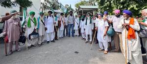 ਕਿਸਾਨ ਯੂਨੀਅਨ ਏਕਤਾ ਸਿੱਧੂਪੁਰ ਵੱਲੋਂ ਜੇਲ੍ਹ ਭਰੋ ਅੰਦੋਲਨ ਸ਼ੁਰੂ, 20 ਕਿਸਾਨਾਂ ਨੇ ਦਿੱਤੀ ਗ੍ਰਿਫ਼ਤਾਰੀ, ਸੰਘਰਸ਼ ਦੀ ਚਿਤਾਵਨੀ