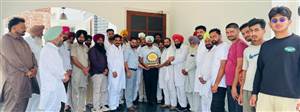 Barnala News : ਰਾਸ਼ਟਰਪਤੀ ਮੈਡਲ ਜਿੱਤਣ ਵਾਲੇ ਇੰਸਪੈਕਟਰ ਬਲਜੀਤ ਸਿੰਘ ਚੀਮਾ ਦਾ ਜੱਦੀ ਪਿੰਡ ਕੀਤਾ ਮਾਣ-ਸਨਮਾਨ