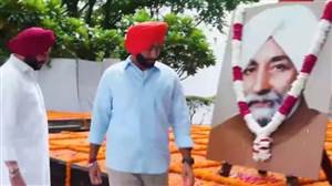 "ਪੁਰਾਣੇ ਜ਼ਖ਼ਮ ਨਾ ਕੁਰੇਦੋ..." - 'ਸਤਲੁਜ' ਫ਼ਿਲਮ ਤੇ ਬੰਦੀ ਸਿੰਘਾਂ ਦੀ ਰਿਹਾਈ 'ਤੇ ਰਵਨੀਤ ਬਿੱਟੂ ਦਾ ਹਮਲਾ