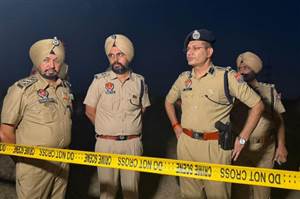 Tarntaran News : ਗੋਲੀ਼ਬਾਰੀ ਦੇ ਮਾਮਲਿਆਂ ’ਚ ਲੋੜੀਂਦੇ ਮੁਲਜ਼ਮ ਨੂੰ ਪੁਲਿਸ ਮੁਕਾਬਲੇ ਦੌਰਾਨ ਲੱਗੀਆਂ ਤਿੰਨ ਗੋਲ਼ੀਆਂ, ਪਿਸਤੌਲ ਤੇ ਮੋਟਰਸਾਈਕਲ ਬਰਾਮਦ