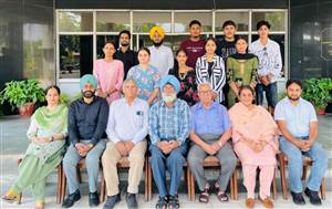 ਮੁਕਾਬਲੇ ਵਿਦਿਆਰਥੀਆਂ ’ਚ ਆਤਮ ਵਿਸ਼ਵਾਸ ਵਧਾਉਂਦੇ ਹਨ : ਸ਼ੇਰਗਿੱਲ