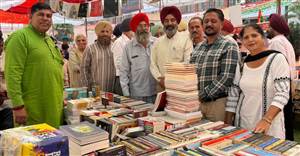 "ਪੁਸਤਕਾਂ" ਜ਼ਿੰਦਗੀ ਦਾ ਇੱਕ ਹਿੱਸਾ ਹਨ : ਜਗਦੀਸ਼ ਰਾਣਾ