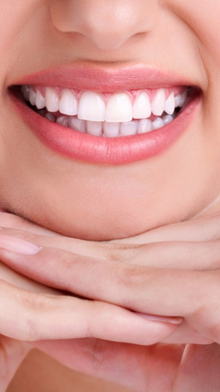 Healthy Teeth: ਦੰਦਾਂ ਨੂੰ ਮਜ਼ਬੂਤ ਰੱਖਣ ਲਈ ਇਨ੍ਹਾਂ ਭੋਜਨਾਂ ਦਾ ਕਰੋ ਸੇਵਨ